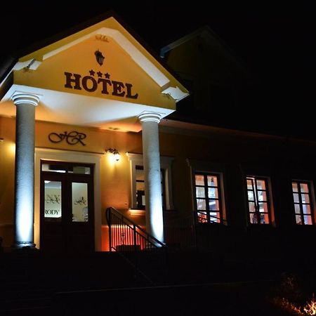 Hotel Rytwiany Exterior photo