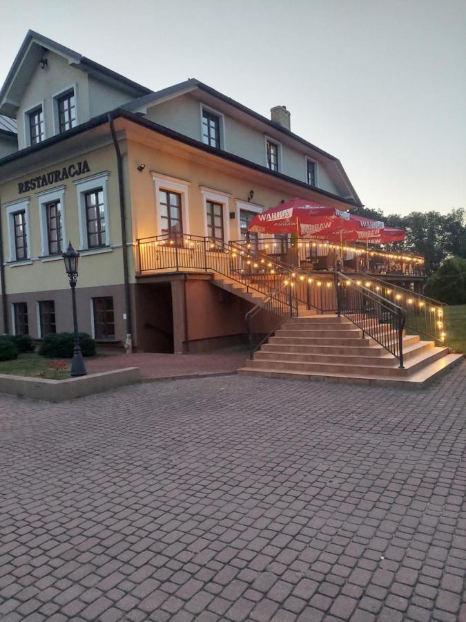Hotel Rytwiany Exterior photo