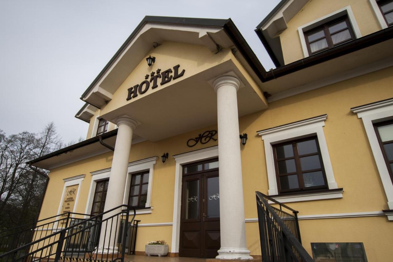 Hotel Rytwiany Exterior photo